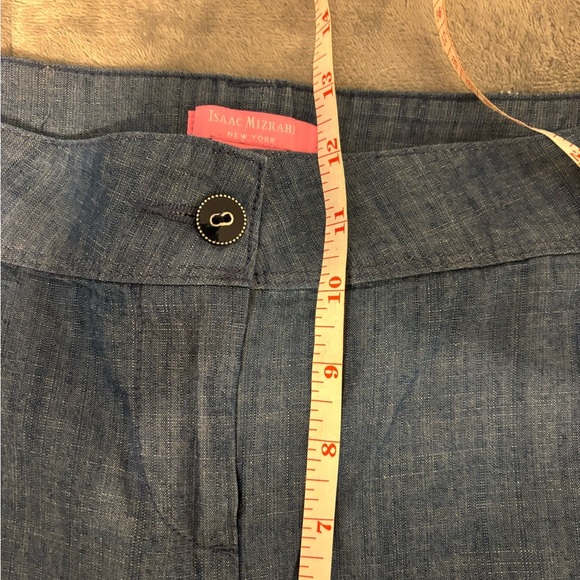 Isaac Mizrahi Blue Jean Shorts Relaxed Fit - Picture 7 of 9